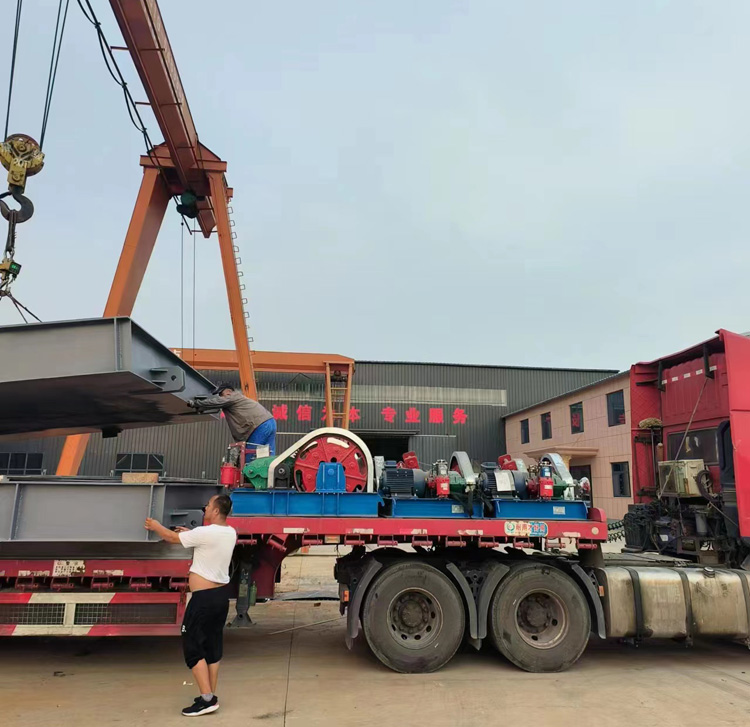 卷揚啟閉機發貨